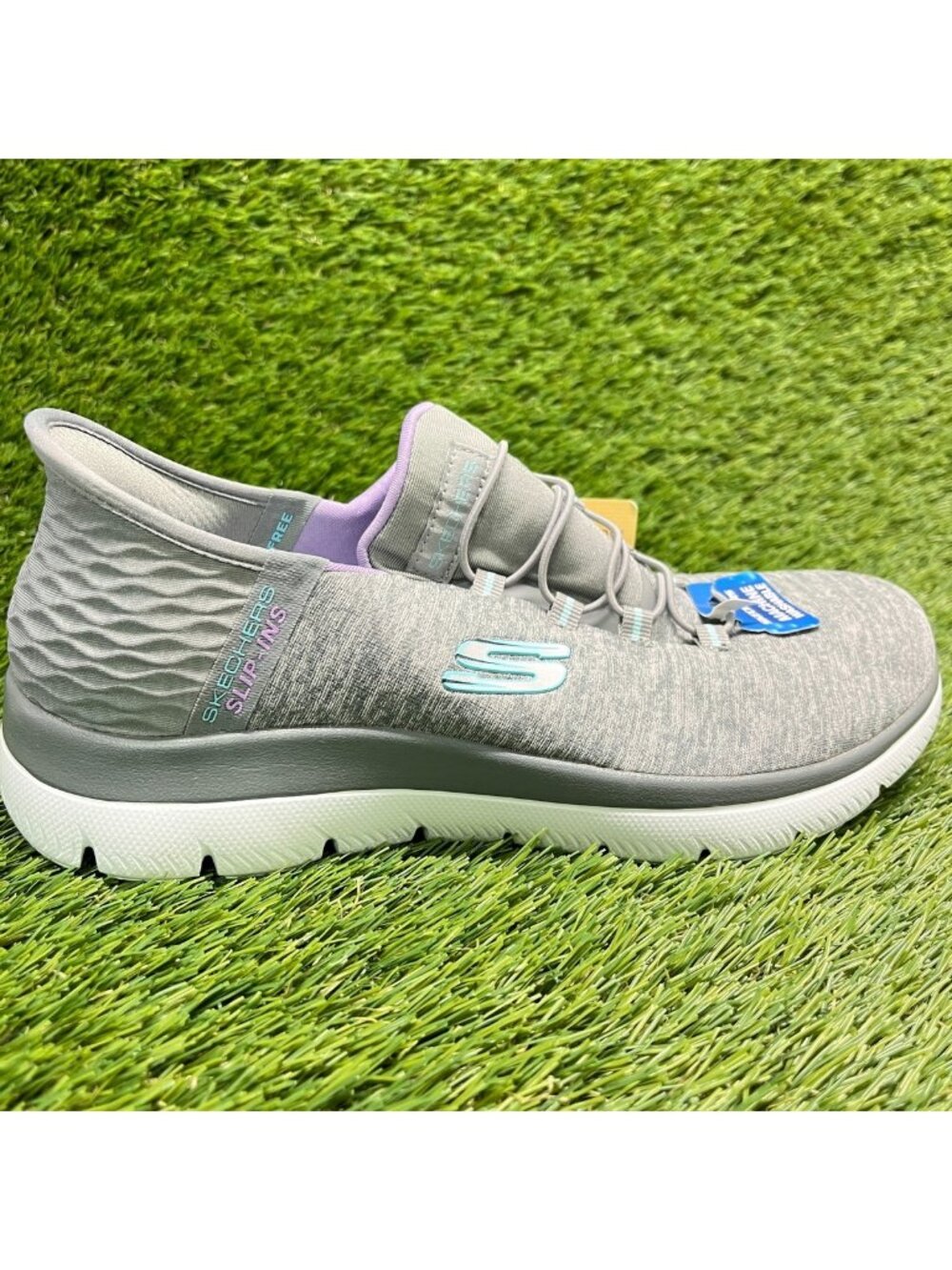 Skechers Summits Dazzling Haze Womens Size 7 Gray White Athletic Shoes Sneakers